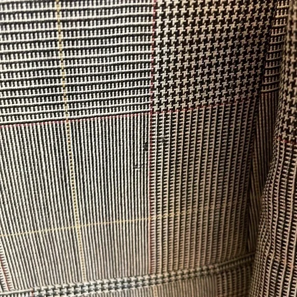 Austin Reed Suit‎ - Picture 6 of 11